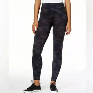 Women's Spanx Cropped Lamn Leggings Black Camo Pants Size S NWT